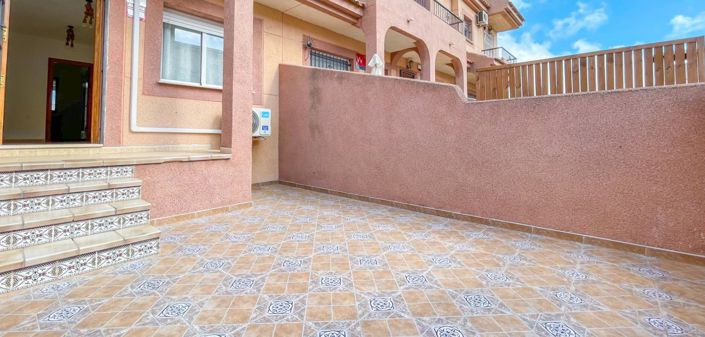 Image No.31-4 Bed Townhouse for sale