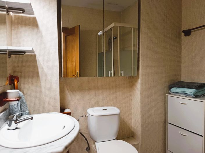 Image No.10-1 Bed Apartment for sale