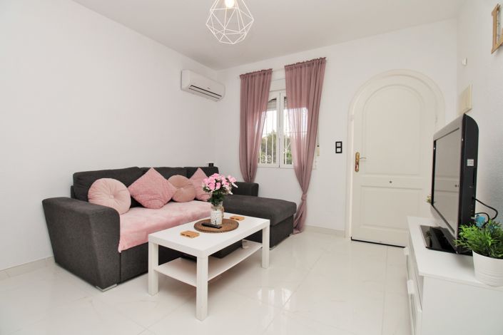 Image No.7-3 Bed Townhouse for sale