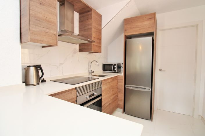 Image No.9-3 Bed Townhouse for sale