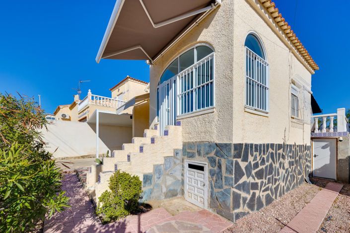 Image No.39-2 Bed Villa for sale