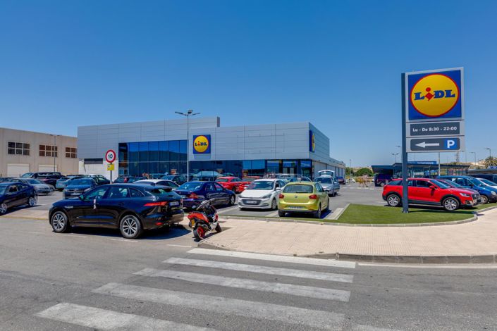 Image No.49-2 Bed Villa for sale