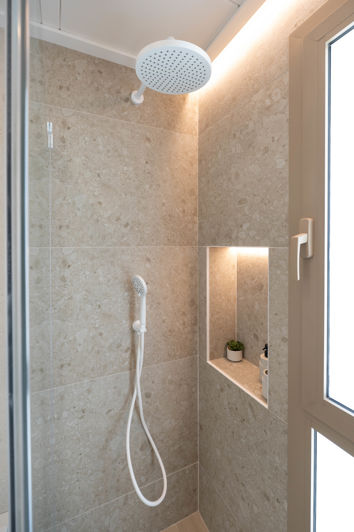 Image No.19-3 Bed Townhouse for sale