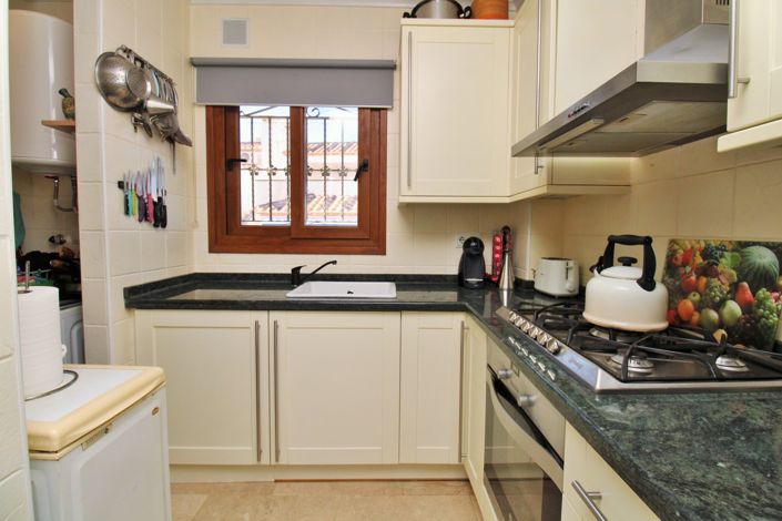 Image No.10-2 Bed Apartment for sale