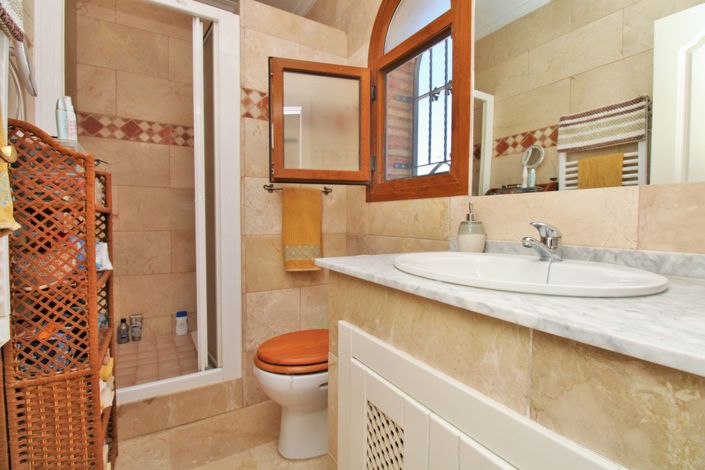 Image No.14-2 Bed Apartment for sale