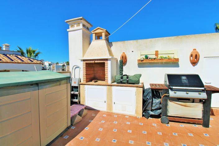 Image No.19-2 Bed Apartment for sale