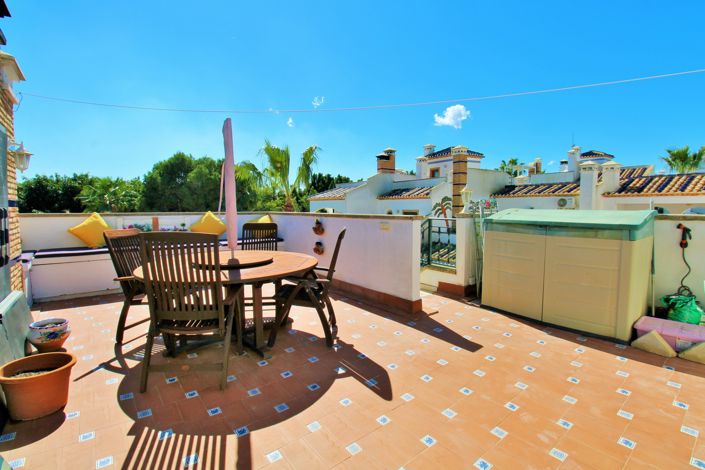 Image No.20-2 Bed Apartment for sale