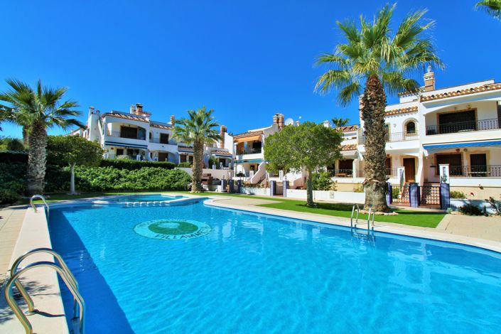 Image No.25-2 Bed Apartment for sale