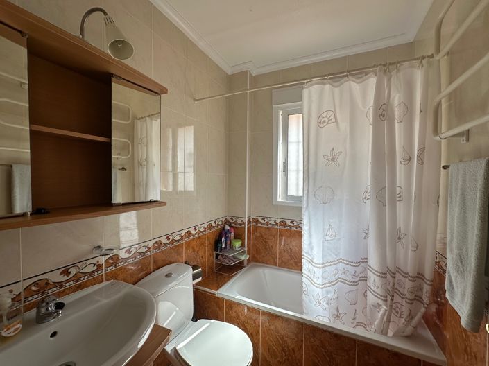 Image No.15-3 Bed Villa for sale