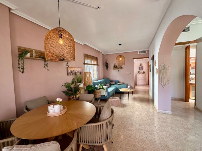 Image No.7-3 Bed Villa for sale