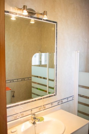 Image No.19-2 Bed Townhouse for sale