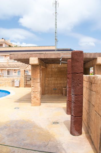 Image No.27-2 Bed Townhouse for sale