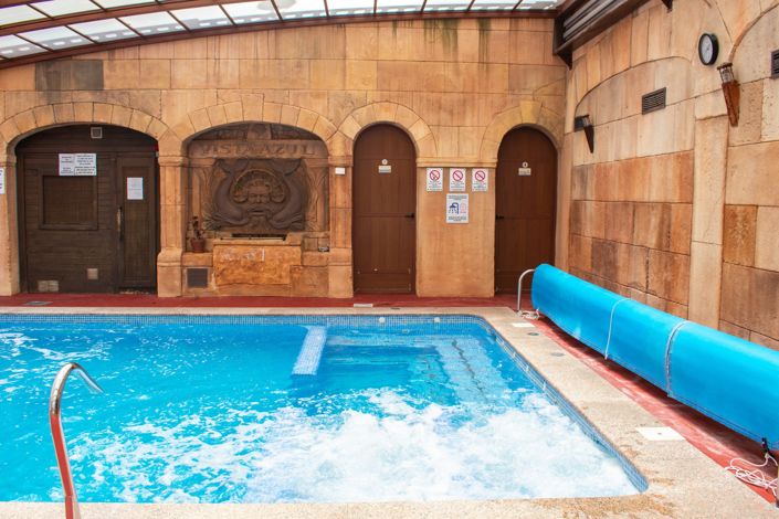 Image No.30-2 Bed Townhouse for sale