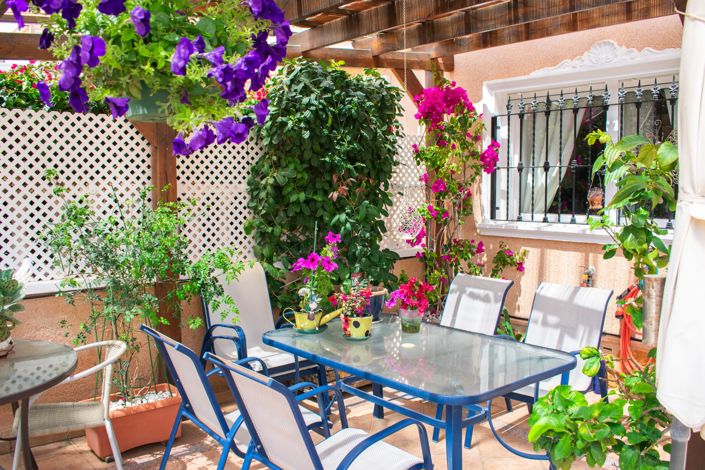 Image No.33-2 Bed Townhouse for sale