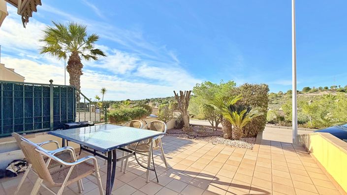 Image No.33-2 Bed Townhouse for sale