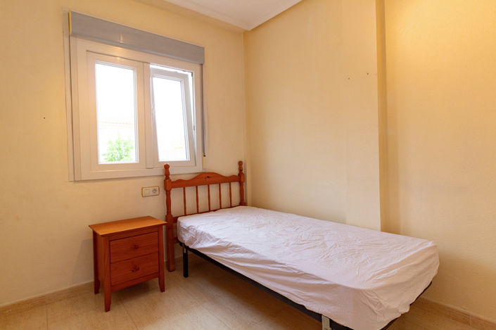 Image No.16-3 Bed Townhouse for sale