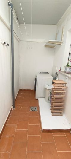 Image No.9-2 Bed Townhouse for sale