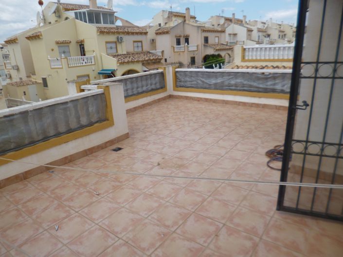 Image No.26-3 Bed Townhouse for sale