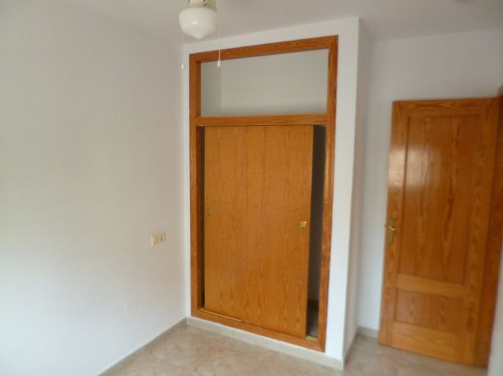 Image No.36-3 Bed Townhouse for sale