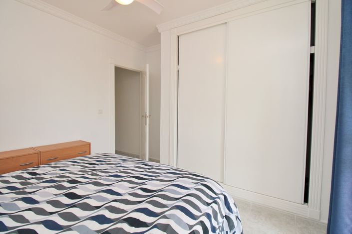 Image No.13-2 Bed Townhouse for sale