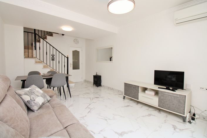 Image No.3-2 Bed Townhouse for sale