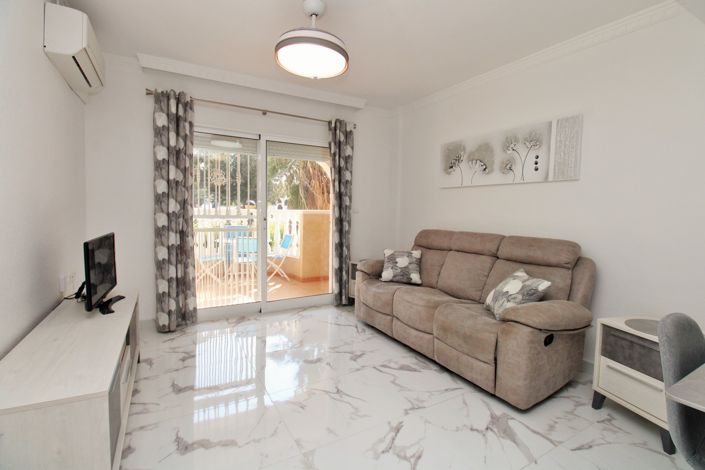 Image No.6-2 Bed Townhouse for sale