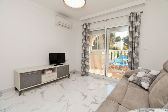 Image No.7-2 Bed Townhouse for sale