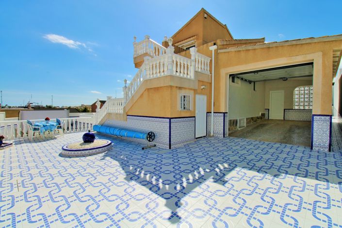 Image No.7-3 Bed Villa for sale