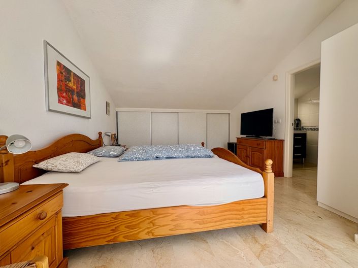 Image No.20-3 Bed Villa for sale