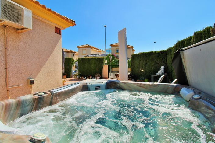 Image No.4-3 Bed Townhouse for sale