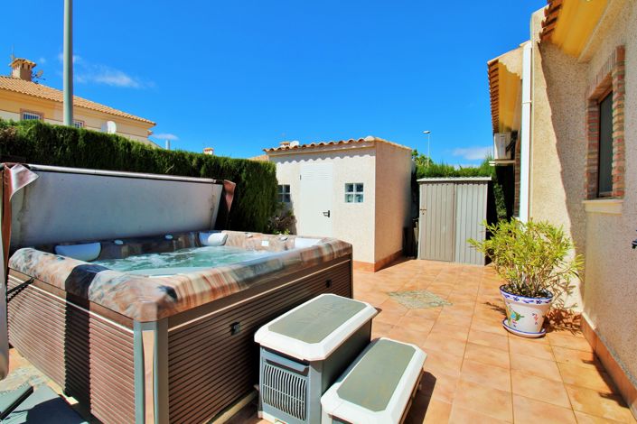 Image No.5-3 Bed Townhouse for sale