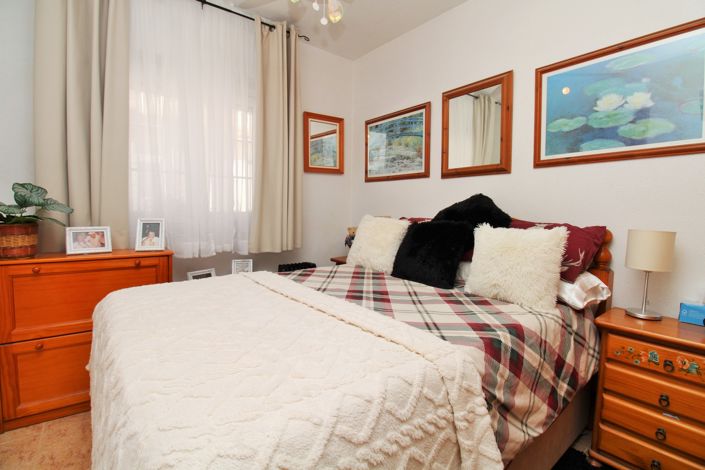 Image No.16-2 Bed Bungalow for sale