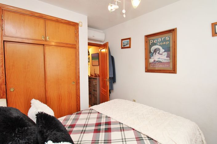 Image No.17-2 Bed Bungalow for sale