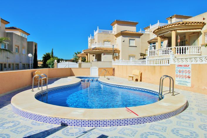 Image No.2-2 Bed Bungalow for sale