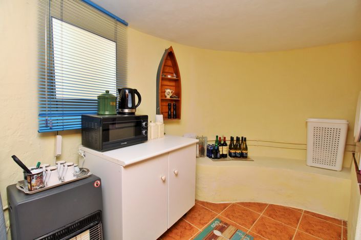 Image No.25-2 Bed Bungalow for sale