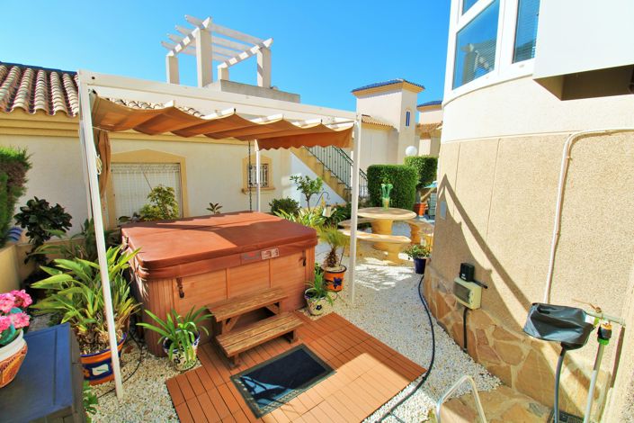 Image No.3-2 Bed Bungalow for sale