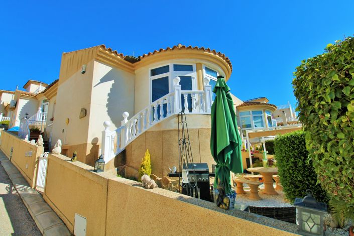 Image No.33-2 Bed Bungalow for sale