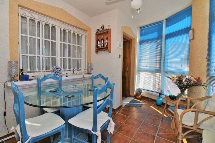 Image No.5-2 Bed Bungalow for sale