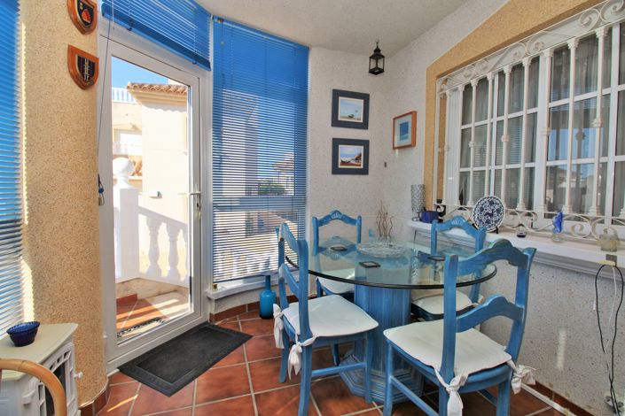 Image No.6-2 Bed Bungalow for sale