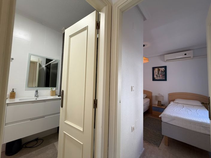 Image No.15-Appartement de 2 chambres à vendre à Los Altos