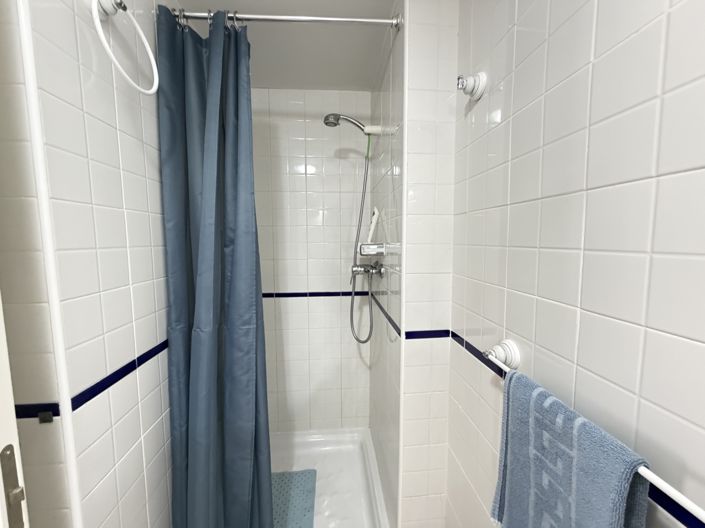 Image No.24-2 Bed Apartment for sale