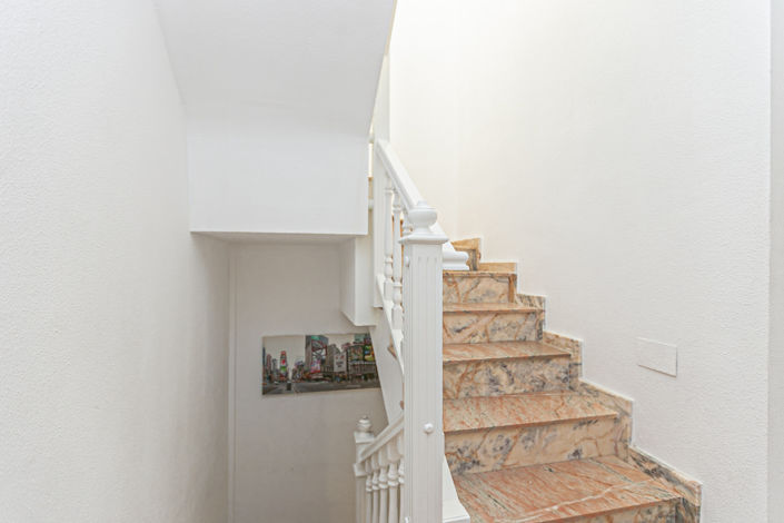 Image No.25-3 Bed Townhouse for sale