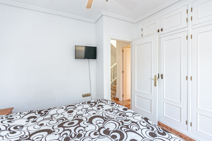 Image No.32-3 Bed Townhouse for sale