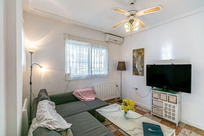 Image No.8-3 Bed Townhouse for sale