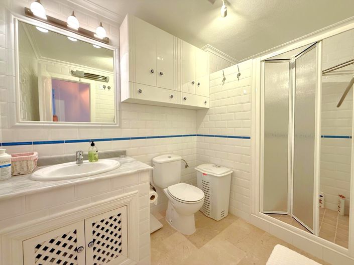 Image No.12-3 Bed Bungalow for sale