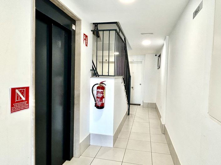 Image No.35-2 Bed Apartment for sale