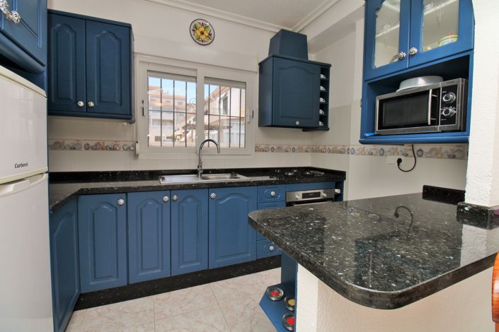 Image No.14-3 Bed Townhouse for sale