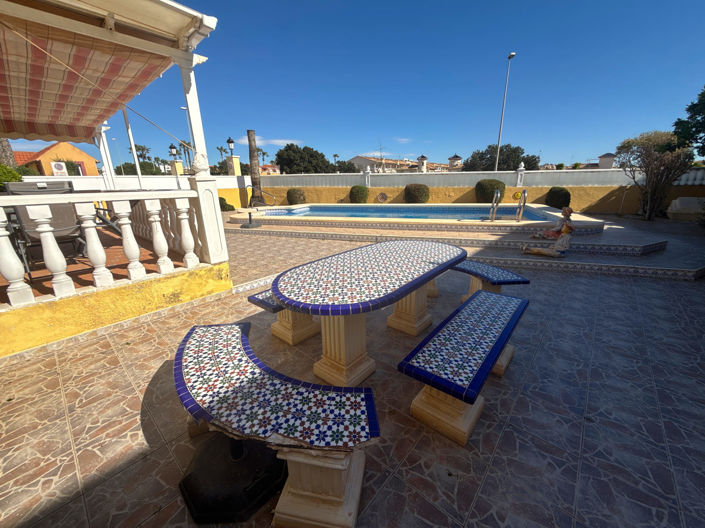 Image No.2-Villa de 3 chambres à vendre à Cabo Roig