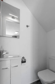 o1iturnv87cmm1fplb16htels2e