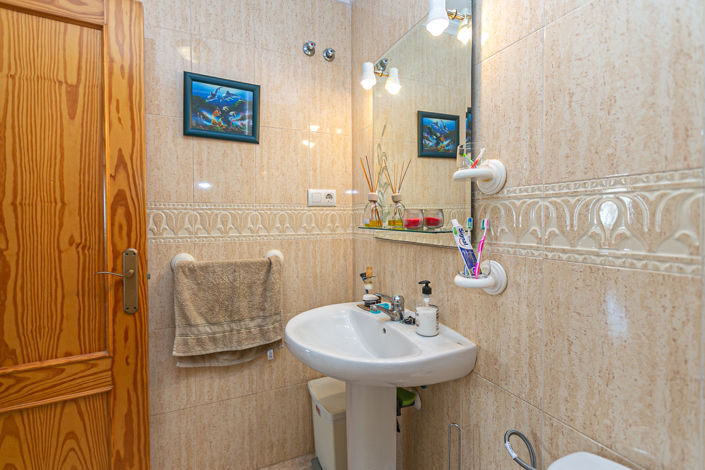 Image No.26-3 Bed Apartment for sale